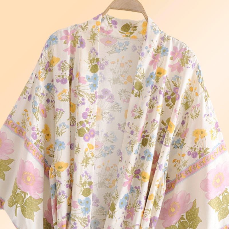 Strandkimono weiß boho mit blumenmuster