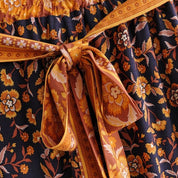 Boho style hose aus braunem und blauem Cord